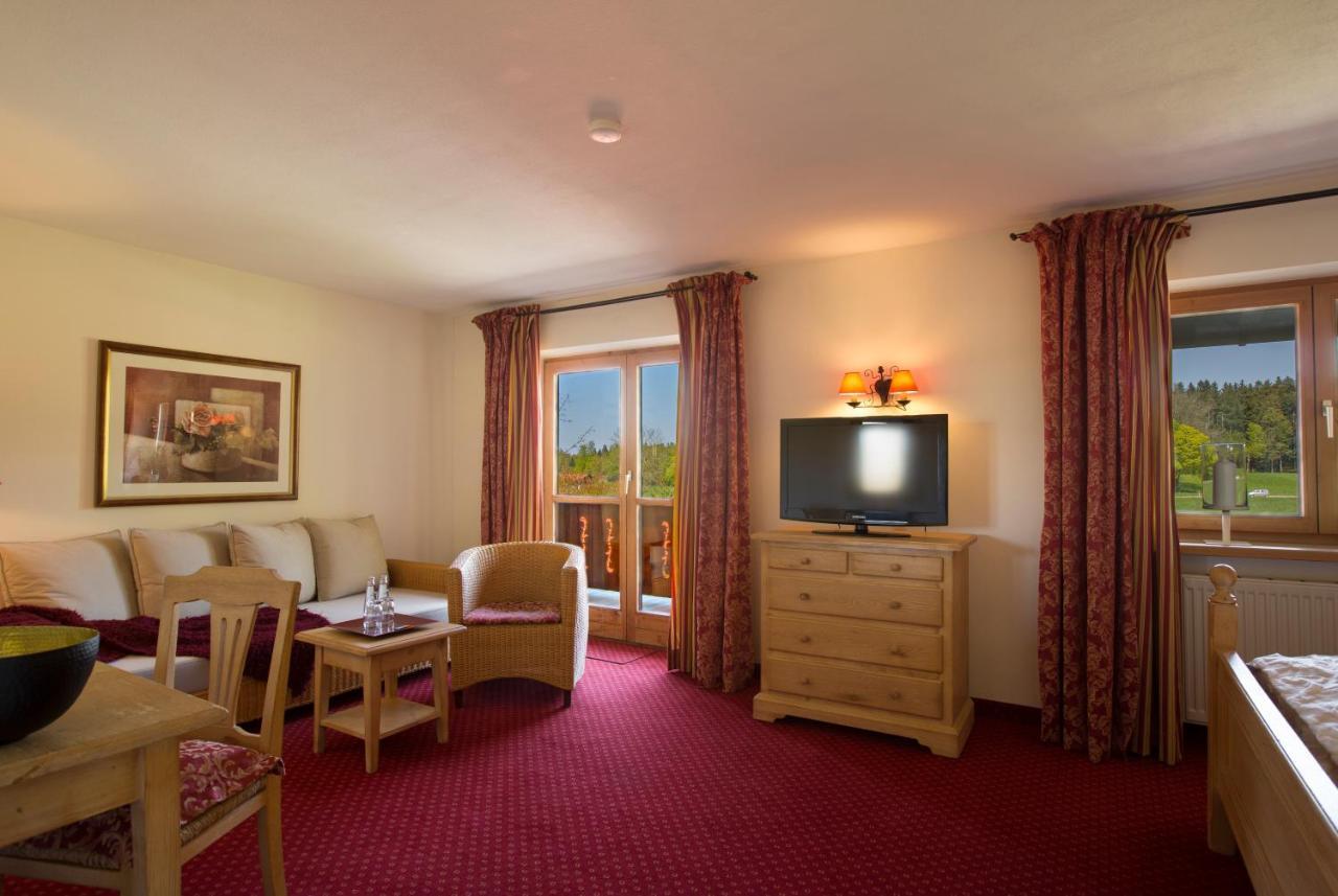 Kapler Alm Hotel Waakirchen Buitenkant foto