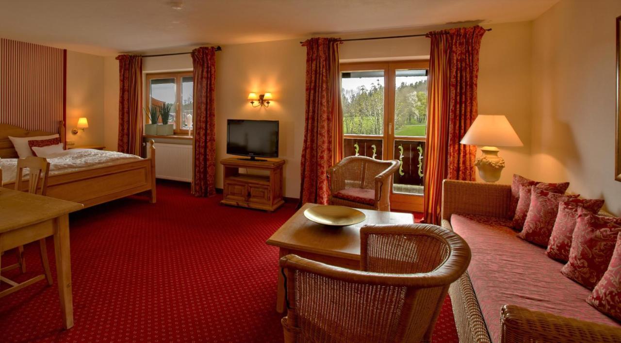 Kapler Alm Hotel Waakirchen Buitenkant foto
